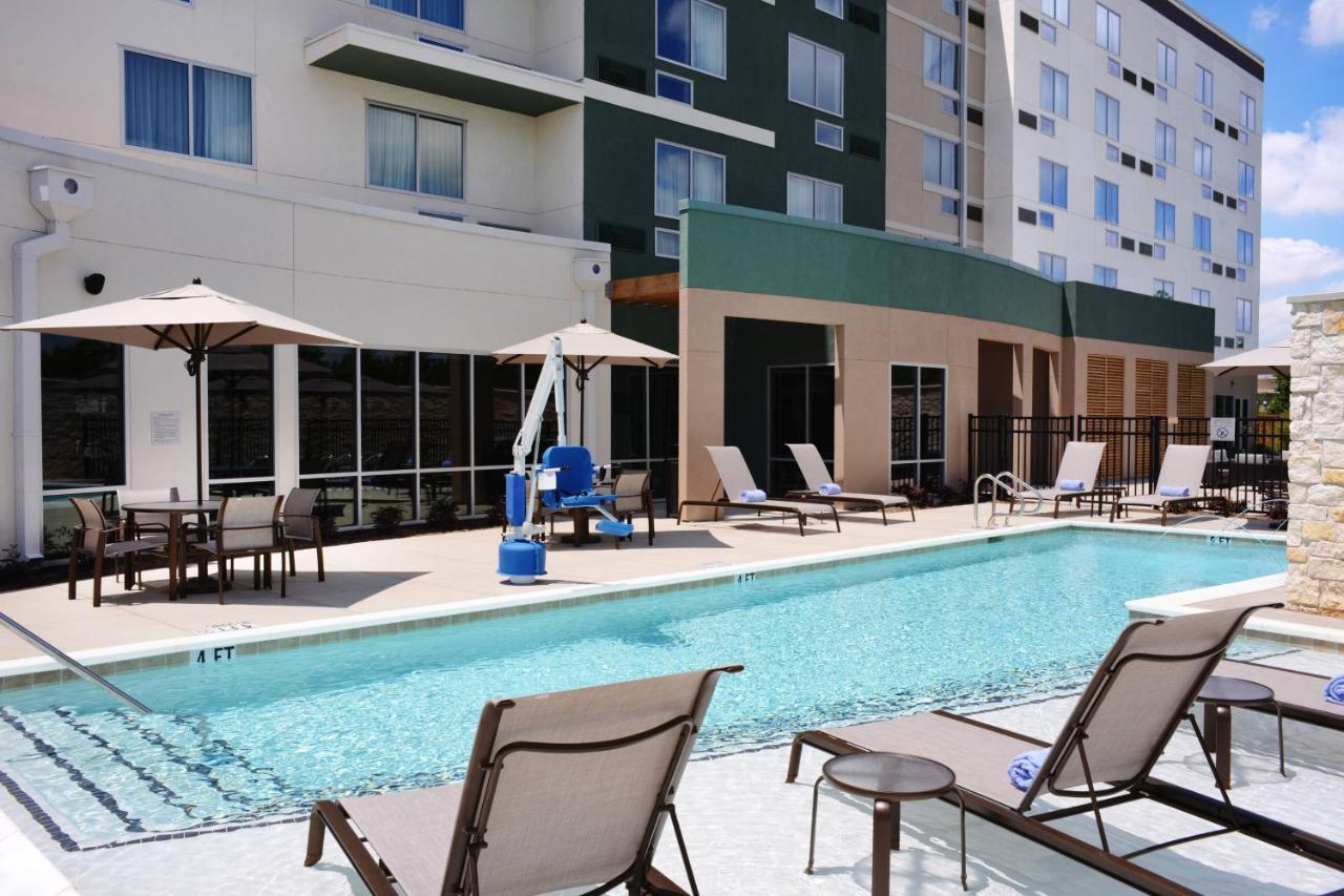 Courtyard By Marriott Dallas Plano/The Colony Exterior photo